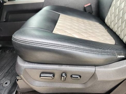 Used 2015 Ford F250 Lariat w/ Lariat Ultimate Package AWD/4WD image 23