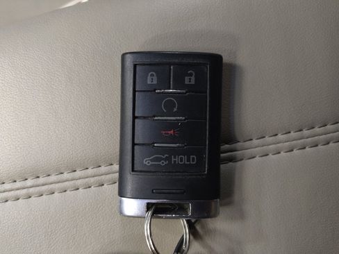 Used 2014 Cadillac XTS Luxury w/ Driver Awareness Package FWD image 32