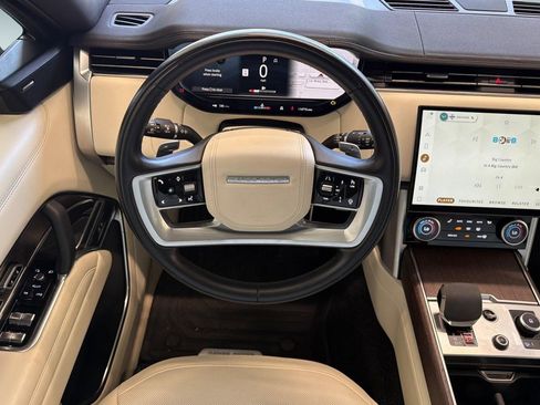 Used 2023 Land Rover Range Rover SE AWD/4WD image 31
