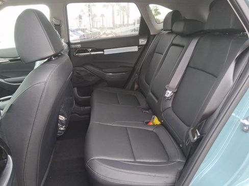 New 2026 Kia Seltos EX FWD image 17