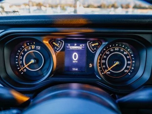 New 2026 Jeep Gladiator Sport image 24