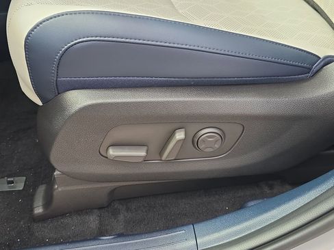 New 2026 Kia Carnival SX image 22