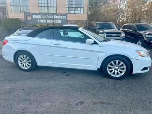 Used 2012 Chrysler 200 Touring image 2