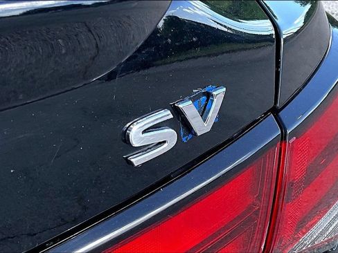 Used 2023 Nissan Sentra SV FWD image 9