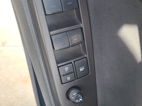 Used 2024 Toyota Camry LE image 18