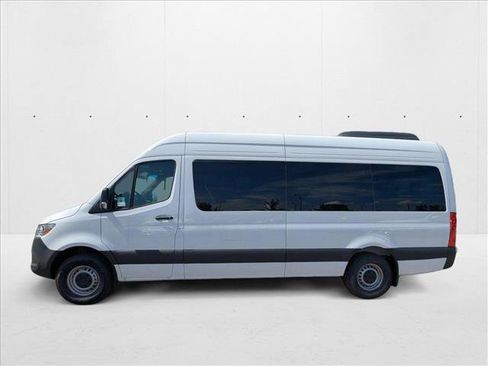 New 2025 Mercedes-Benz Sprinter 2500 image 5
