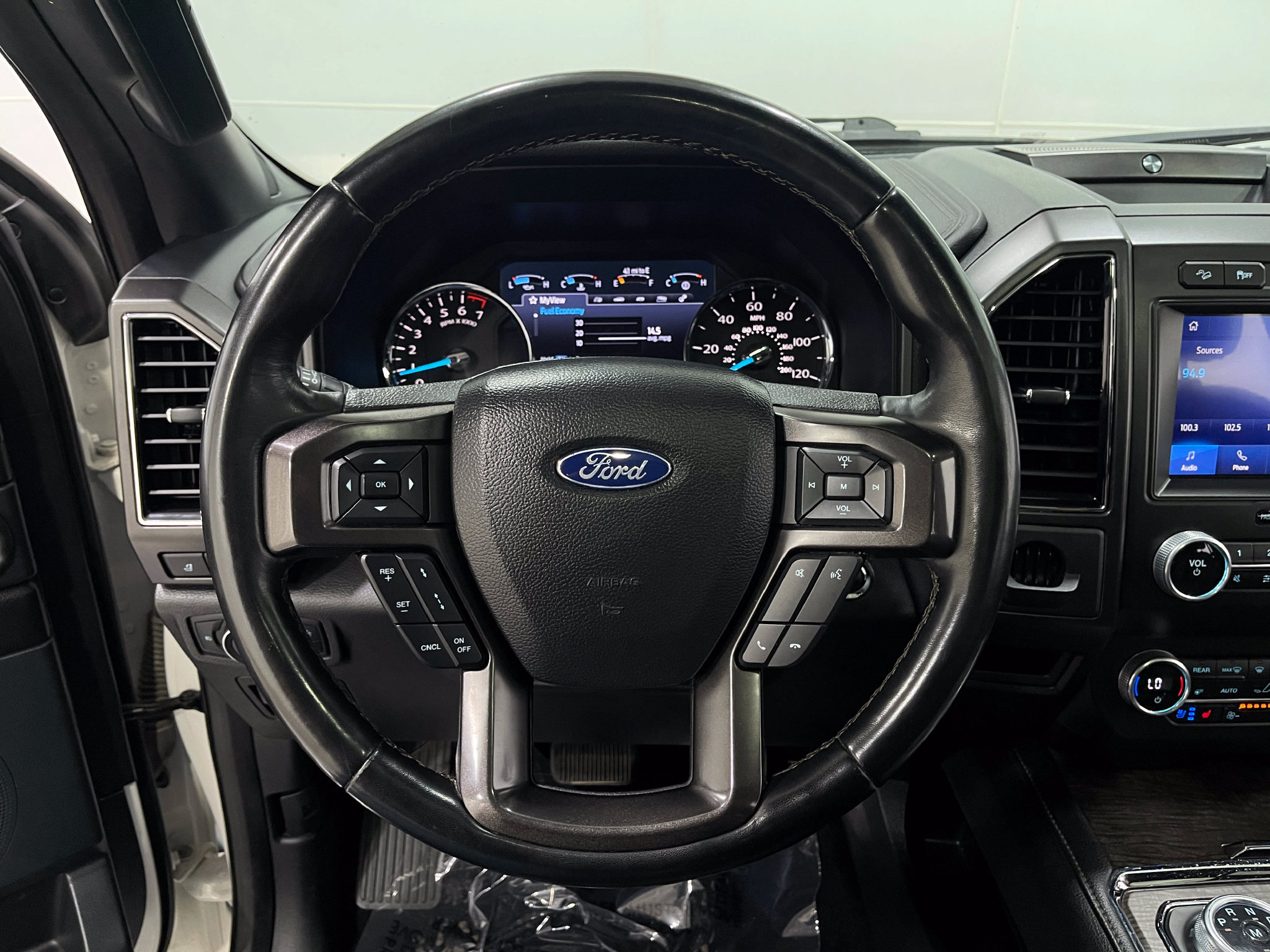 Used 2021 Ford Expedition Max Limited AWD/4WD image 22