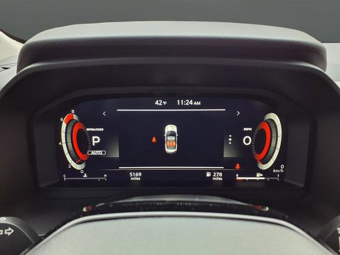 Used 2025 Nissan Rogue SL w/ SL Premium Package image 46