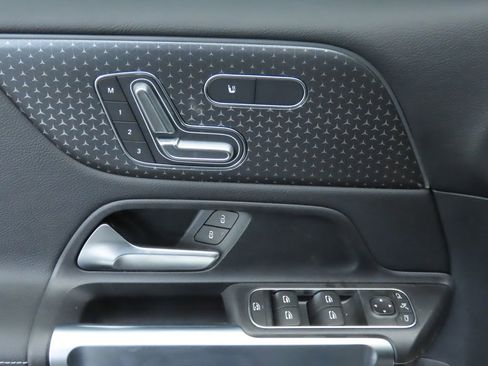 Certified 2025 Mercedes-Benz GLB 250 GLB 250 image 23