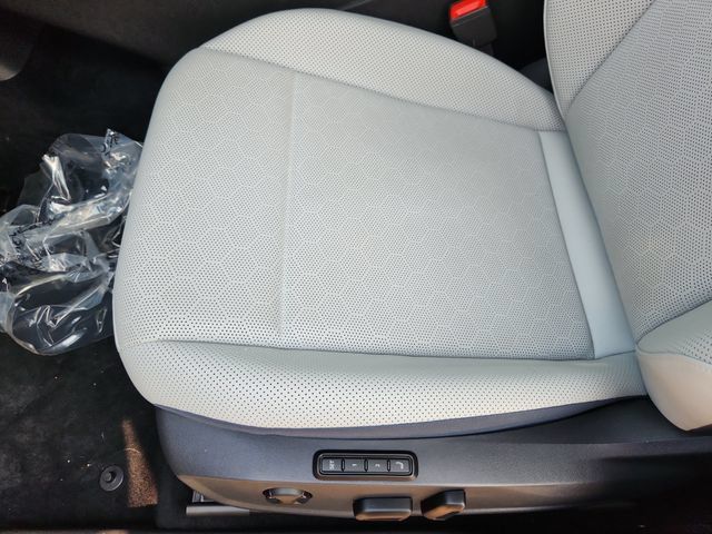 Certified 2025 Volkswagen ID.4 Pro S AWD/4WD image 21