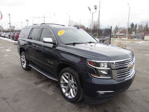 Used 2019 Chevrolet Tahoe Premier image 3
