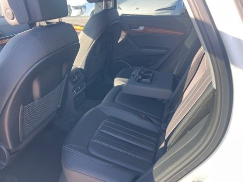 Used 2023 Audi Q5 2.0T Premium Plus image 7