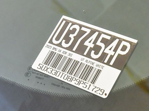 Certified 2023 BMW X4 xDrive30i w/ Convenience Package image 27