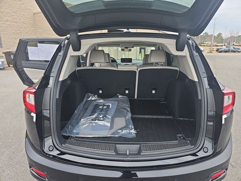 New 2026 Acura RDX SH-AWD w/ Advance Package image 13