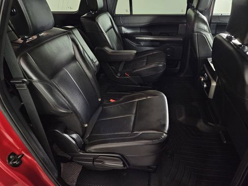 Used 2020 Ford Expedition Max XLT w/ Equipment Group 202A AWD/4WD image 26