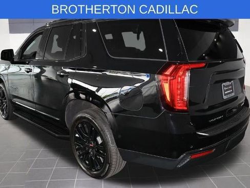 Used 2021 GMC Yukon SLT w/ SLT Premium Package AWD/4WD image 3
