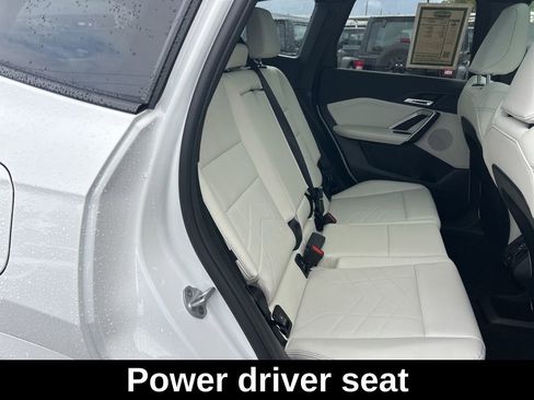 Used 2026 BMW X1 xDrive28i AWD/4WD image 27