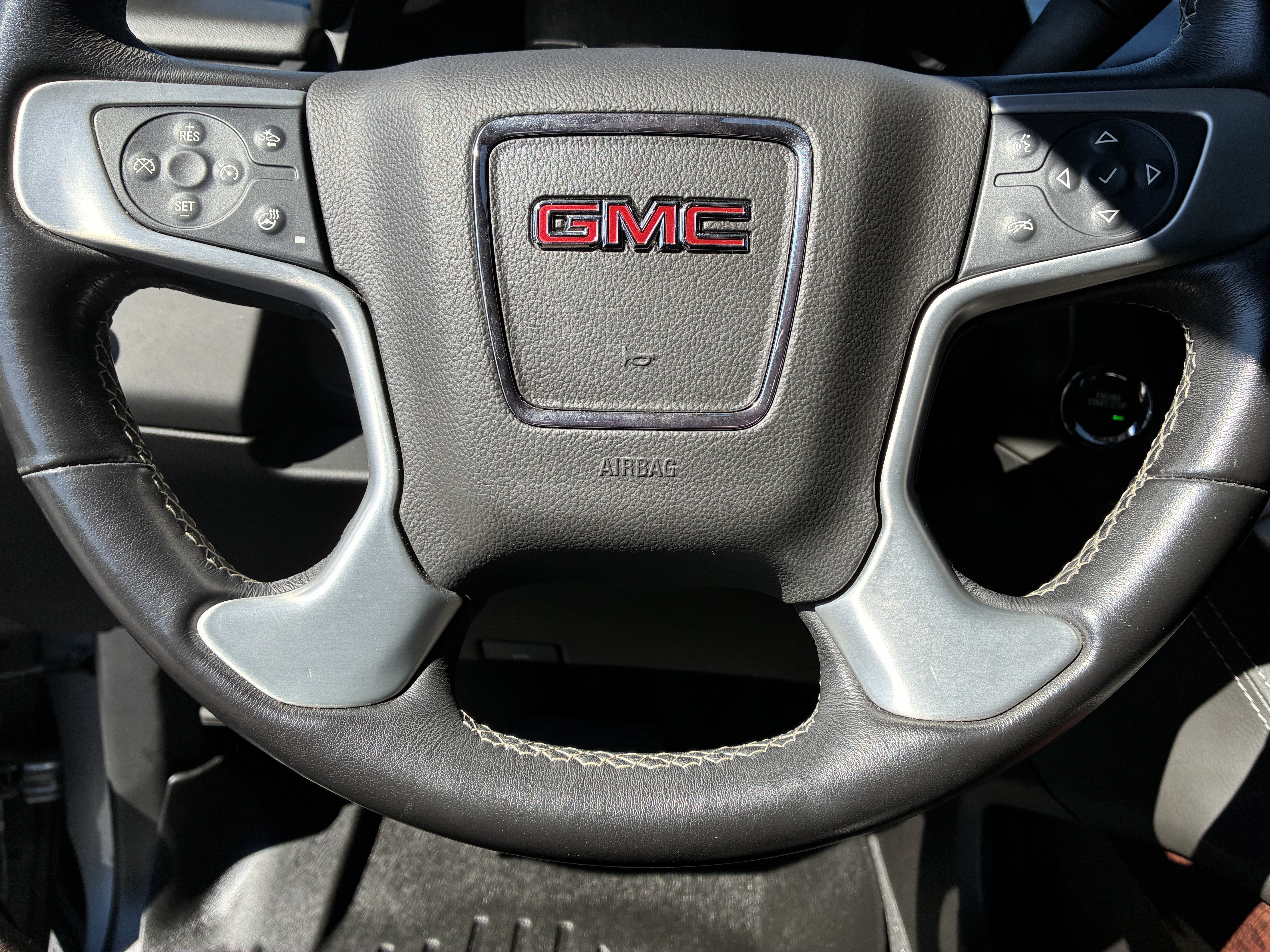 Used 2020 GMC Yukon SLT AWD/4WD image 30