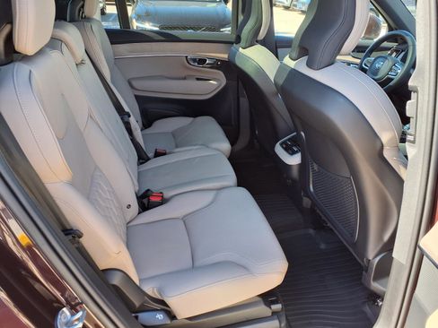 New 2026 Volvo XC90 B5 Core w/ Protection Package Premier image 10