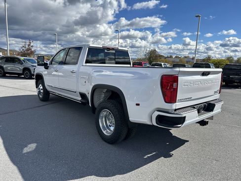 Used 2024 Chevrolet Silverado 3500 High Country w/ Technology Package image 5
