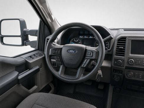 Used 2020 Ford F250 XL w/ STX Appearance Package AWD/4WD image 22