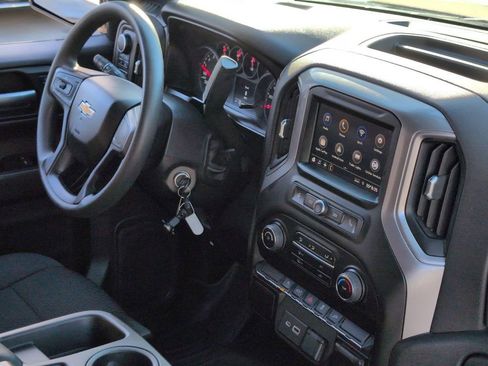 Used 2021 Chevrolet Silverado 1500 Custom image 29