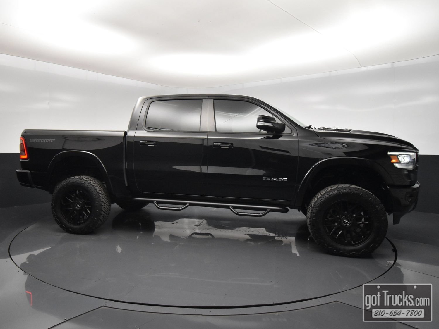 Used 2020 RAM 1500 Laramie w/ Sport Appearance Package AWD/4WD image 52