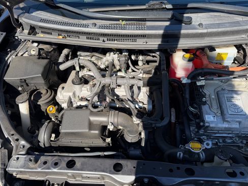 Used 2015 Toyota Prius C Three FWD image 14