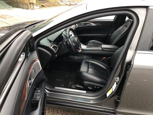 Used 2018 Lincoln MKZ Select w/ Technology Package image 18