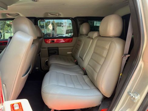 Used 2005 HUMMER H2 image 35