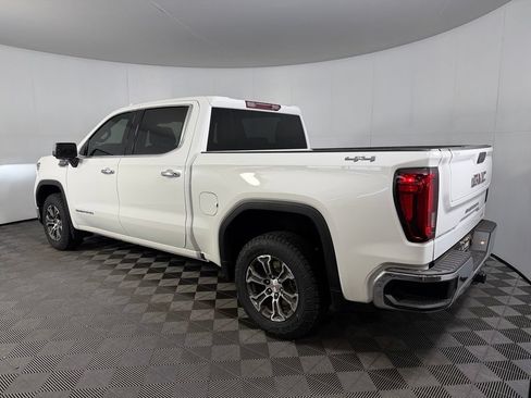 Used 2025 GMC Sierra 1500 SLT AWD/4WD image 10