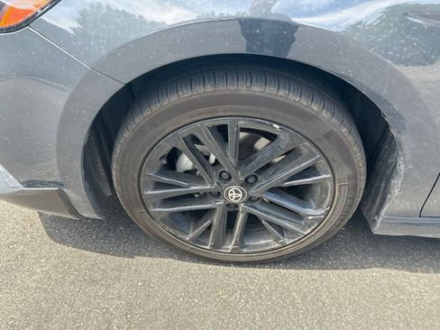 Used 2025 Toyota Camry SE FWD image 29