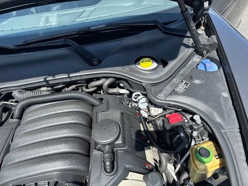 Used 2016 Porsche Panamera 4 AWD/4WD image 26