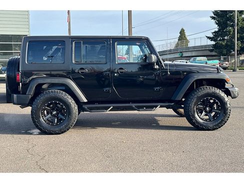 Used 2016 Jeep Wrangler Unlimited Sport w/ Quick Order Package 23S image 3