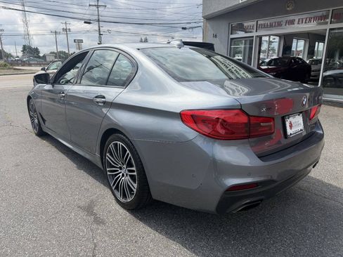 Used 2017 BMW 530i xDrive AWD/4WD image 5