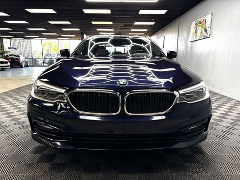 Used 2017 BMW 540i image 4