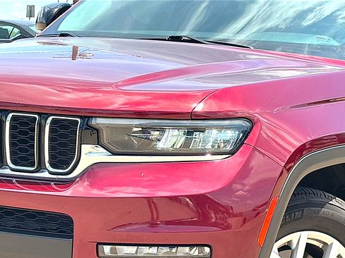 Used 2022 Jeep Grand Cherokee L Limited AWD/4WD image 4