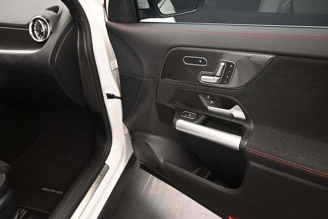 Used 2023 Mercedes-Benz GLA 35 AMG 4MATIC image 26
