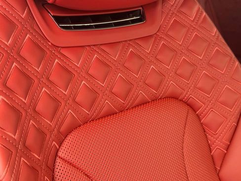 Used 2023 Bentley Continental GT Azure image 53