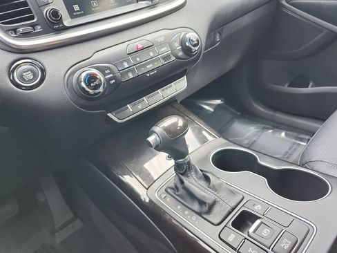 Used 2017 Kia Sorento EX w/ EX Advanced Touring Package image 27