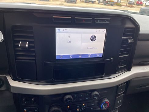 Used 2024 Ford F350 XLT w/ FX4 Off-Road Package image 18