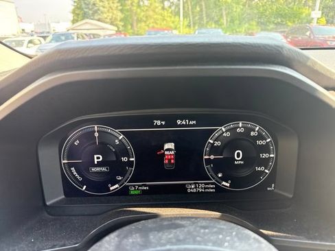 Used 2024 Mitsubishi Outlander SEL AWD/4WD image 14