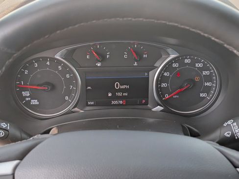 Used 2023 GMC Terrain SLT image 21