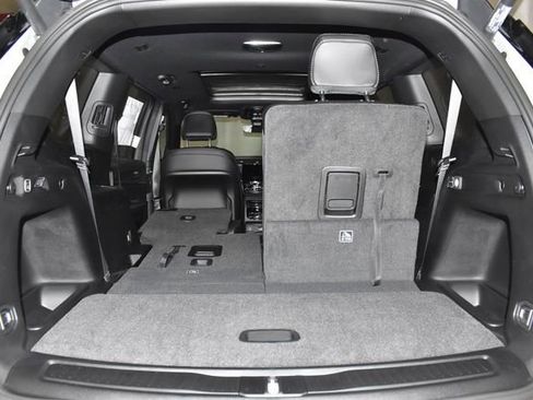 New 2025 Jeep Grand Cherokee L Limited w/ Trailer Tow Package image 32