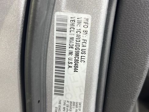 Used 2021 Dodge Durango GT image 37