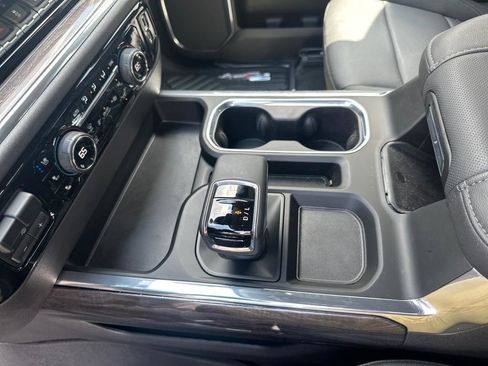 Used 2024 Chevrolet Silverado 1500 LTZ image 11