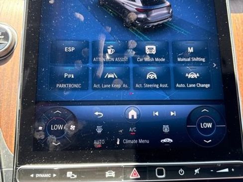 Certified 2026 Mercedes-Benz GLC 300 image 9