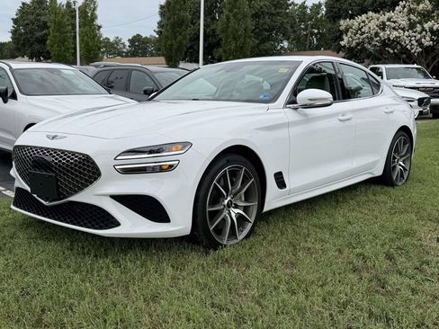 Used 2025 Genesis G70 2.5T AWD/4WD image 23