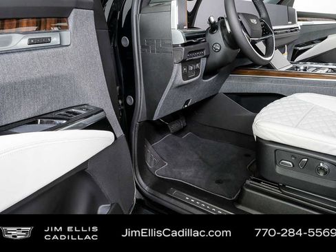 New 2026 Cadillac Escalade Platinum Sport image 8