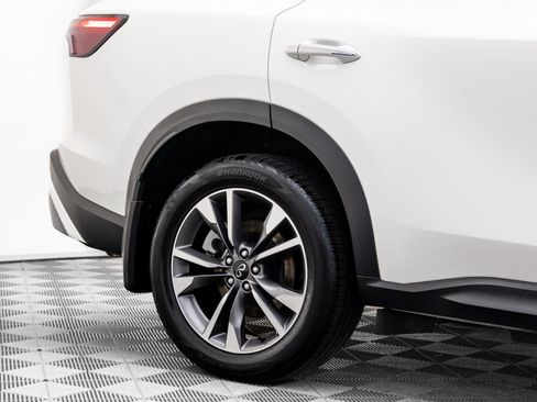 Used 2025 INFINITI QX60 Luxe image 37